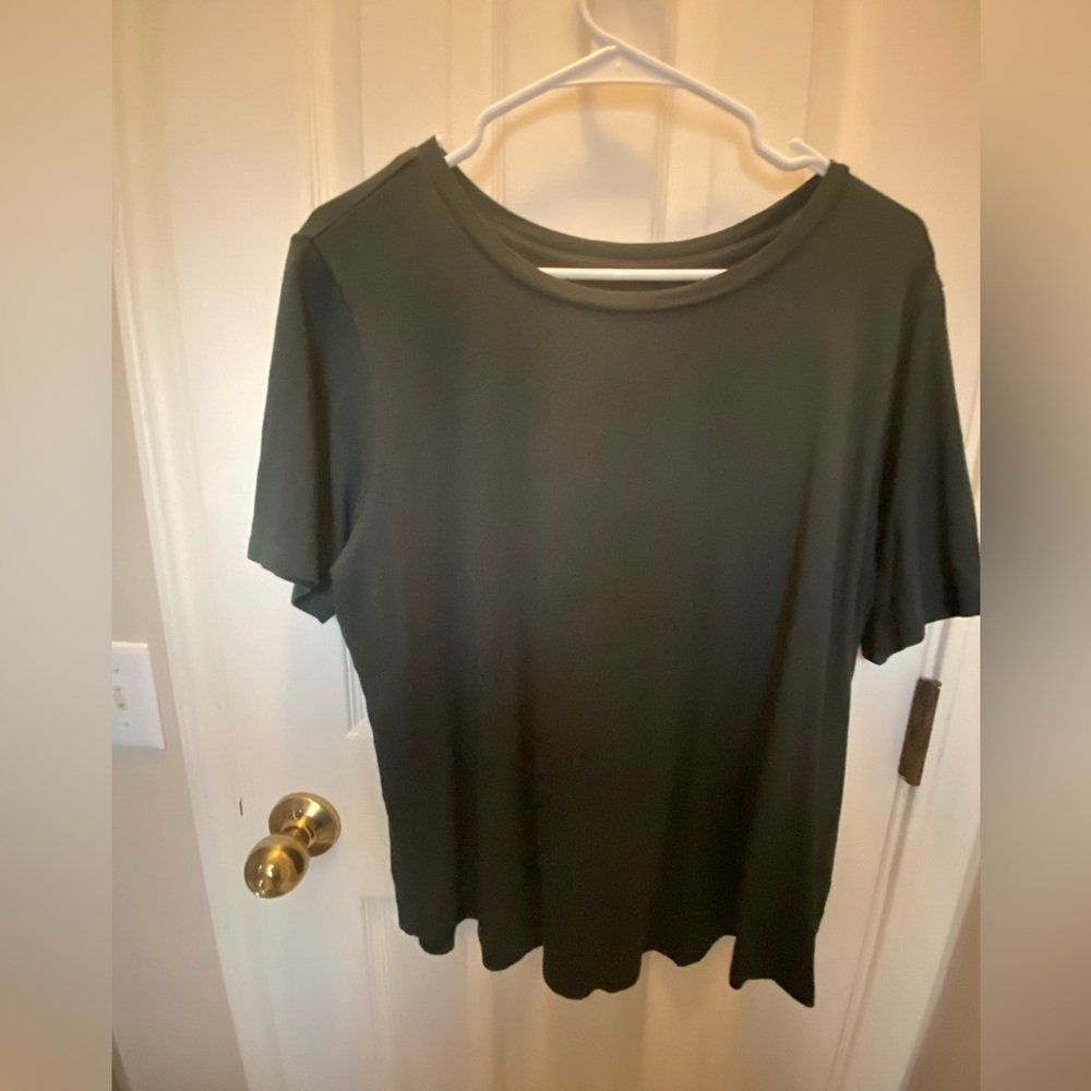 Universal Standard green shirt M/L